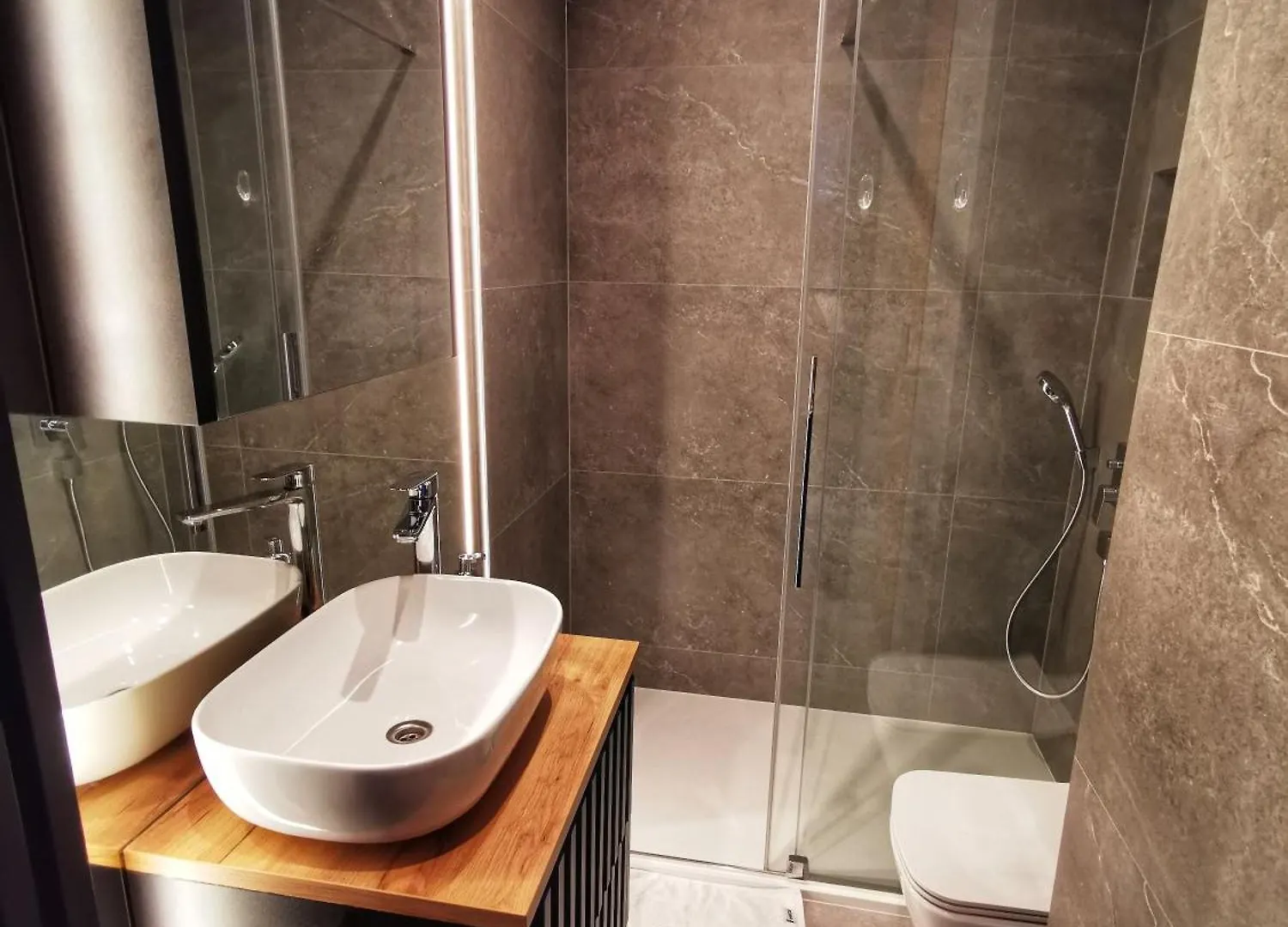 Smart Apartament Grunwaldzka 240 Poznan Apartment