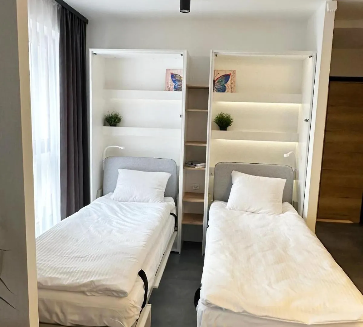 Smart Apartament Grunwaldzka 240 Poznan Apartment